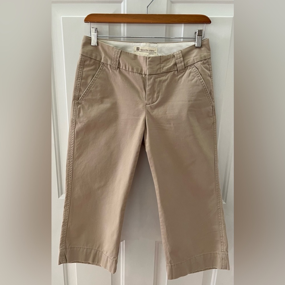 Gap Women's Tan Cropped Chinos